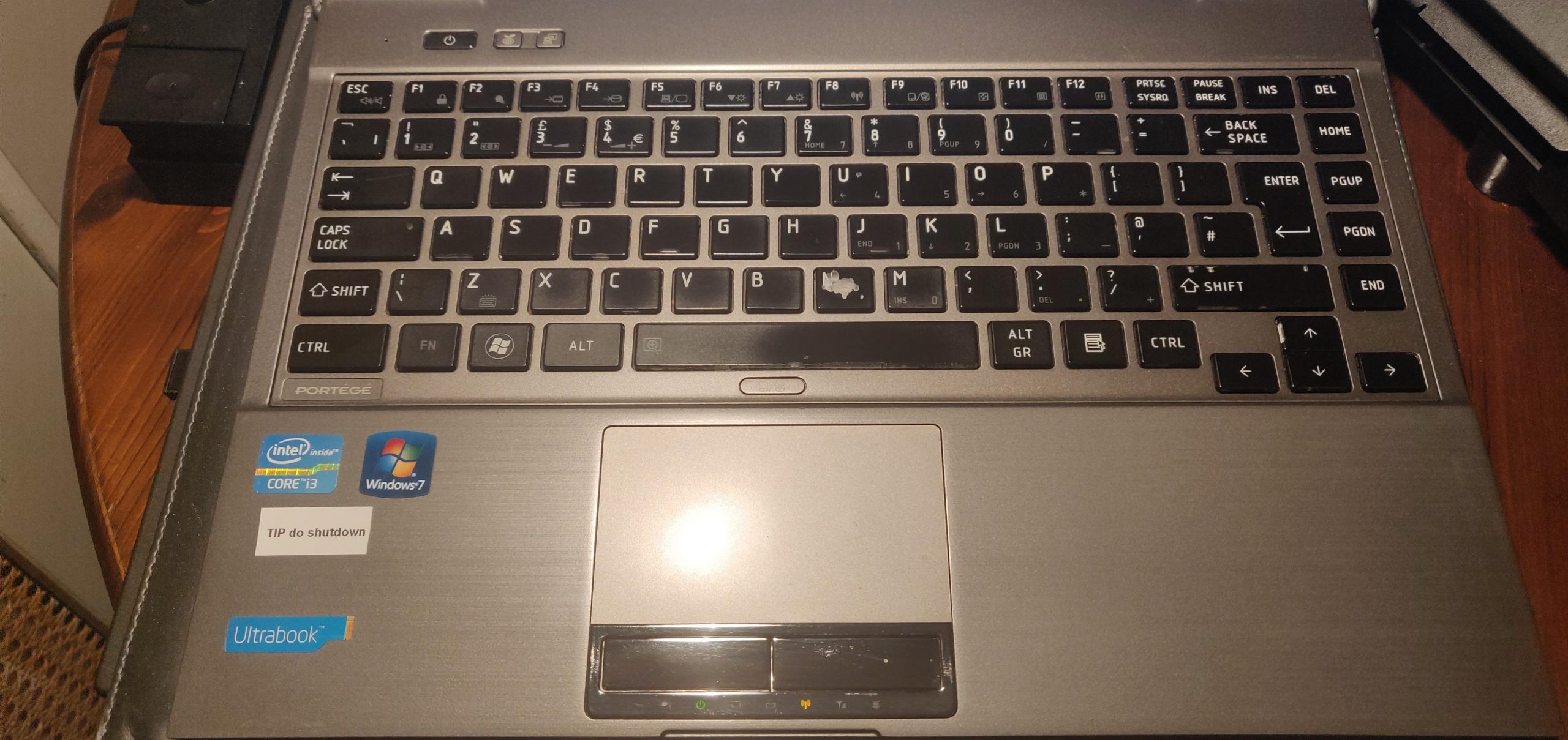 the buttons to press to reset a Toshiba laptop when the lithium